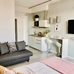 Exclusive Smolna Apartment