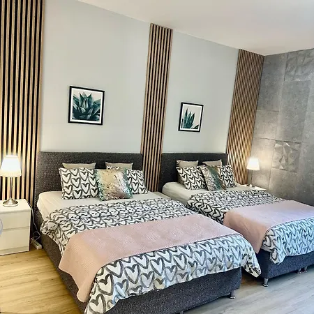 Exclusive Smolna * ורשה