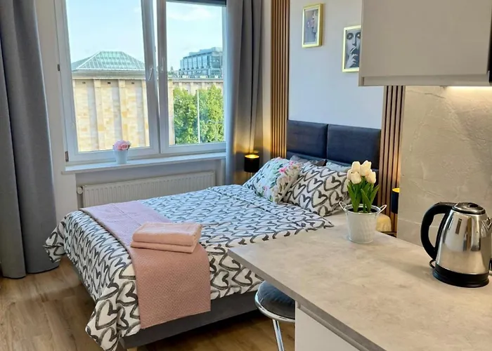 Exclusive Smolna Varšava