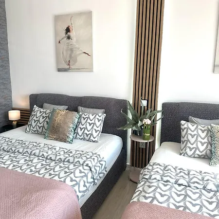 Exclusive Smolna Apartman *